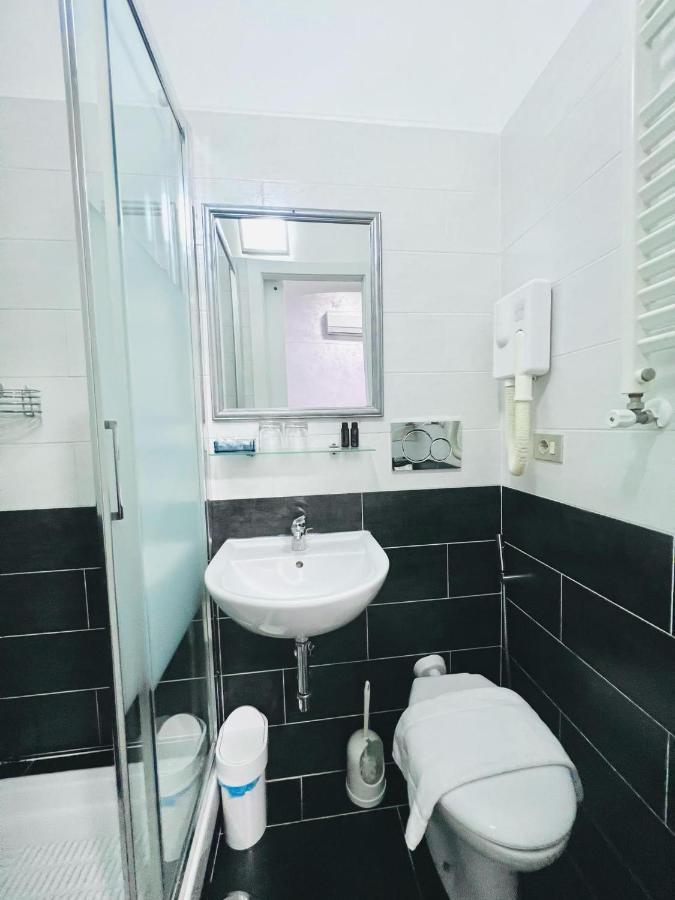 Hotel Pisa Рим Экстерьер фото